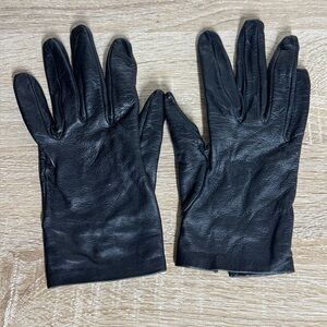 Sermoneta gloves Women 7 Black Leather Silk Lined Gloves Italy